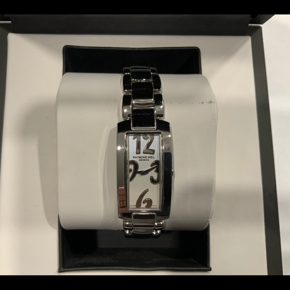 Raymond Weil Ladies Shine Watch. PRICE DROP